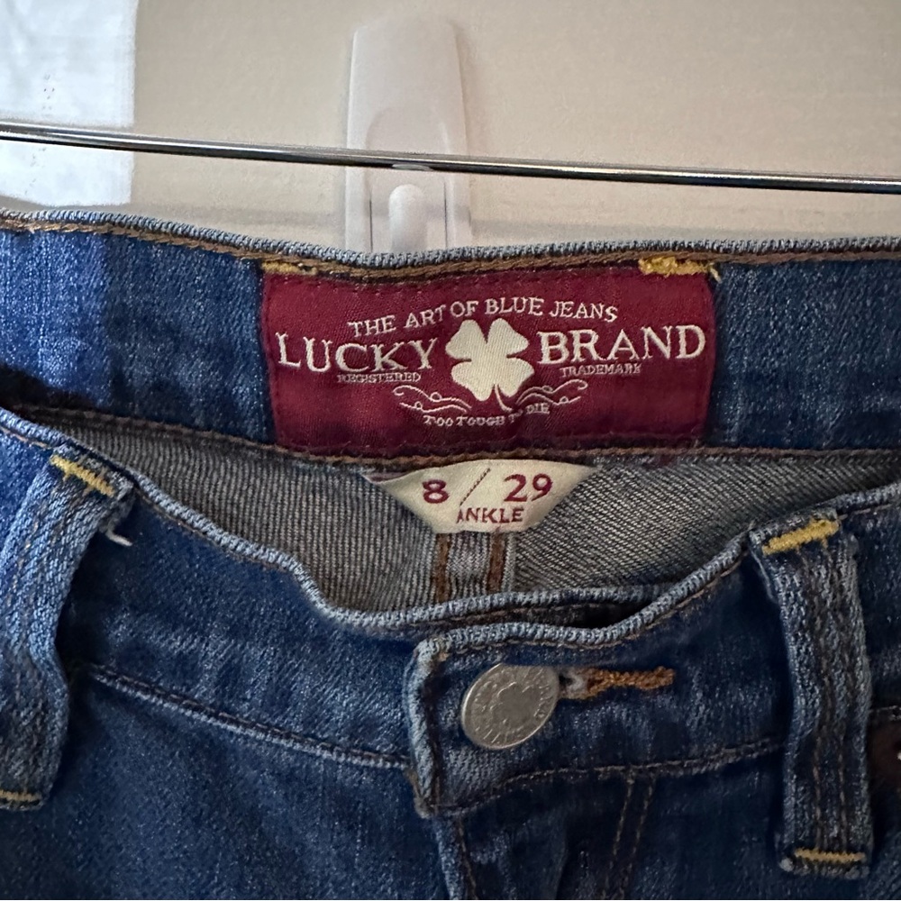 Lucky Brand Women's‎ Flare Blue Jeans - Picture 2 of 6